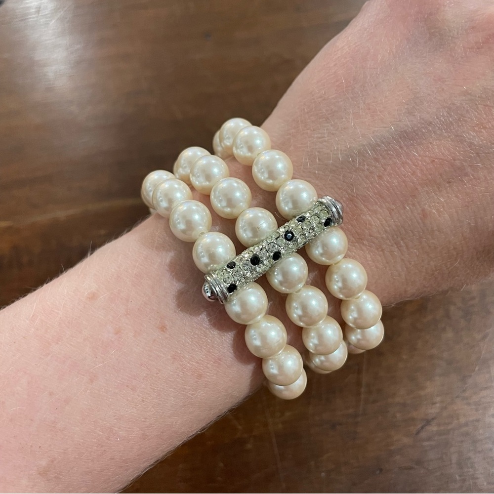 Faux pearl bracelet
